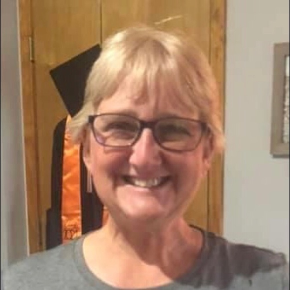 Meet your Posher, Angela